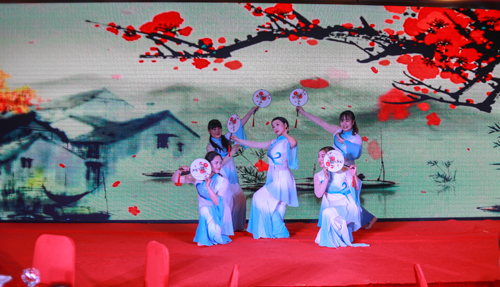 大禹漢光2018年“同心同行，共創(chuàng)未來”主題年會(huì)圓滿成功